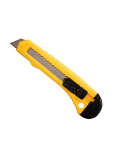 A sharp blade for clean mat and mounting board cuts when cutting your own framing materials. 