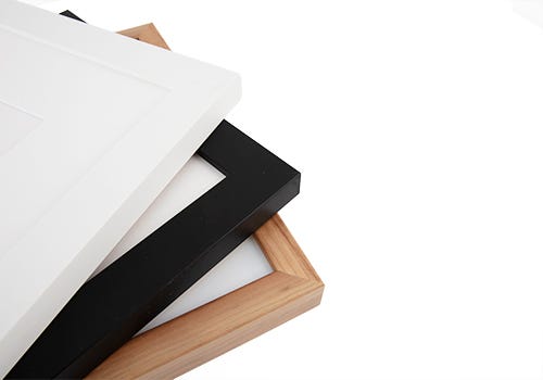 White, black and natural frames are always on trend White, black and natural frames are always on trend