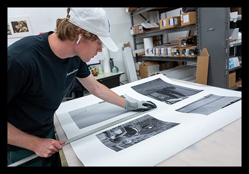 Trimming glicee printed fine art Trimming glicee printed fine art
